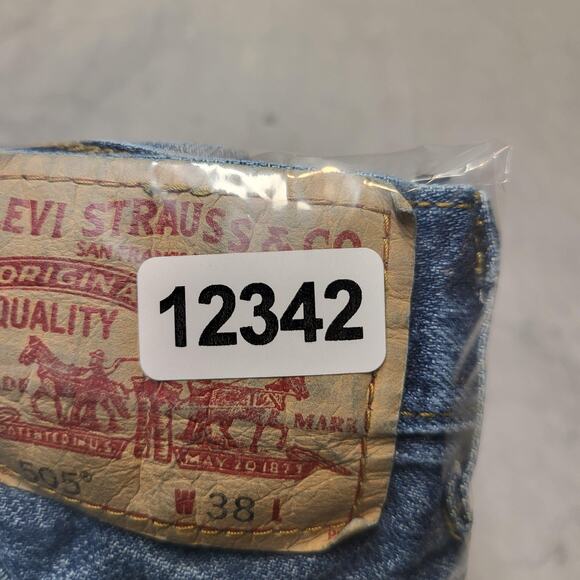 Levis 505 Shorts Mens 37 Blue Denim Regular Fit Jean 5 Pocket Zip Fly Casual - Picture 9 of 9